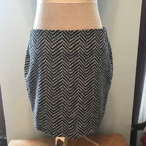 Old Navy Stretch Chevron Mini Skirt